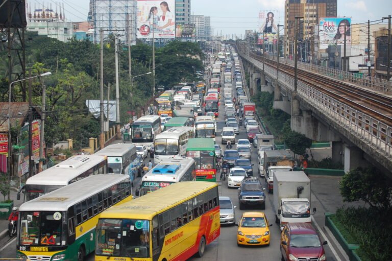 DPWH Focuses On EDSA Rehab, Construction Of New Bridge