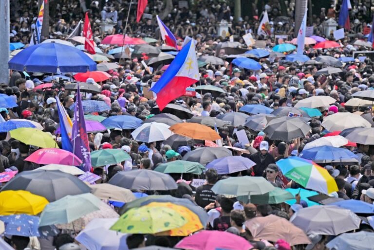 2nd Trillion Peso March Badly Missed Uniformity